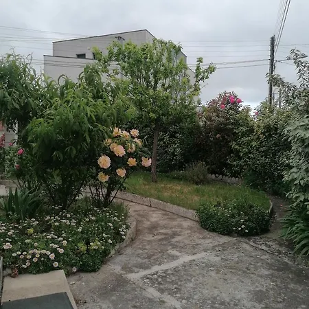 La Petite Maison De Holiday home
